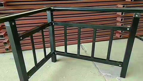 鋅鋼(gāng)護欄產(chǎn)品圖片 鋅鋼護欄(lán)產品圖(tú)片